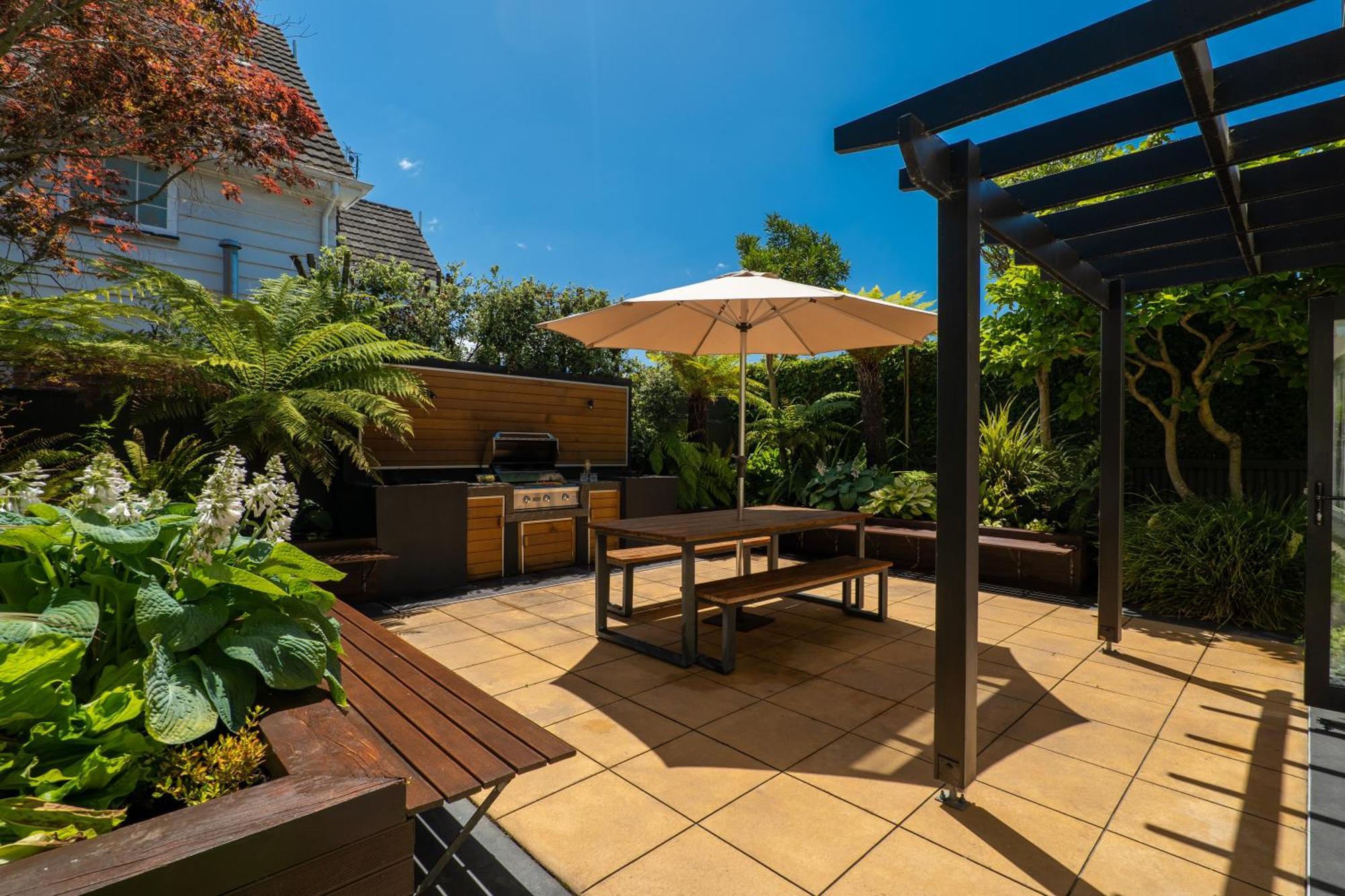 Luxurious Central City Living Christchurch Exterior foto